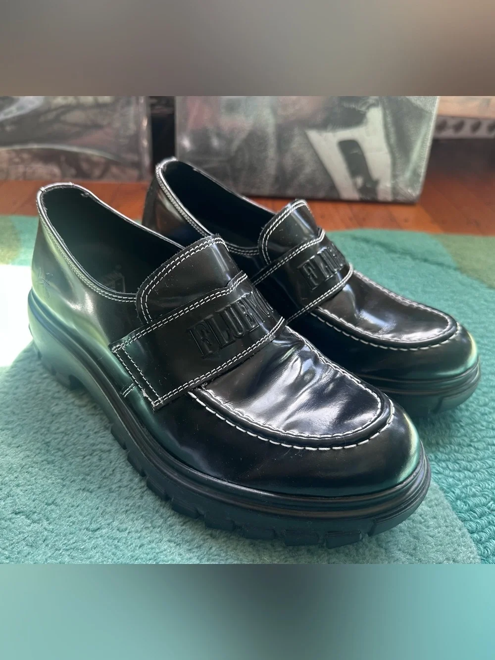 Fluevog EXCELLENT Official Linggo glossy black leather slip-on loafer- W8/M6